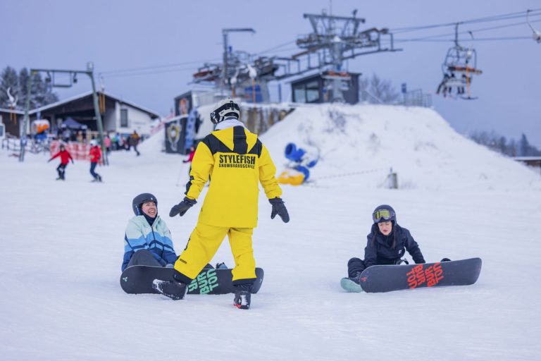 Stylefish_Snowboardschule_Januar_2025_stephanpetersdesign.de-29